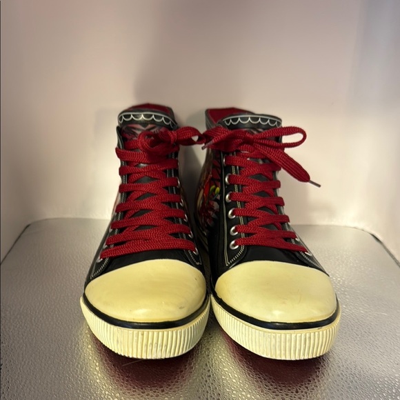 Ed Hardy Bold Tiger High-Top Sneakers with Red Laces. - Picture 1 of 8